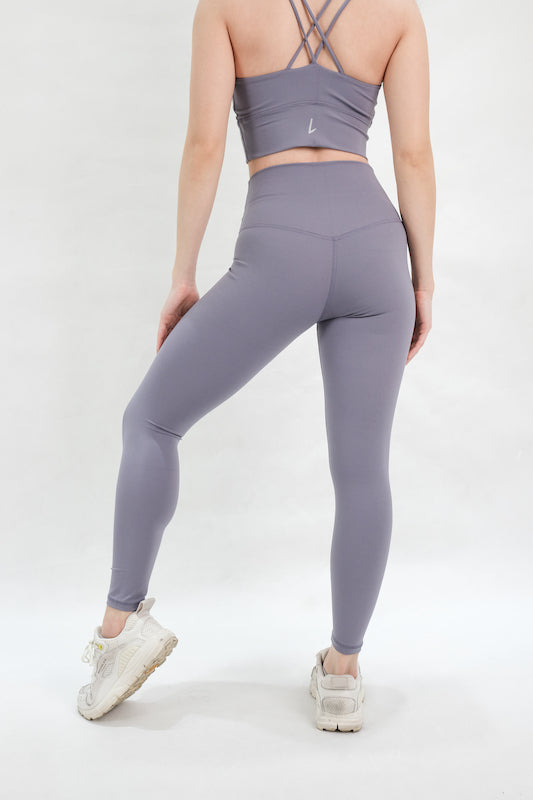 Demure Smooth Legging