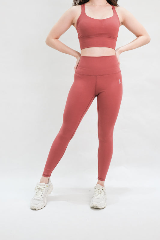 Demure Smooth Legging