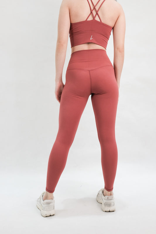 Demure Smooth Legging