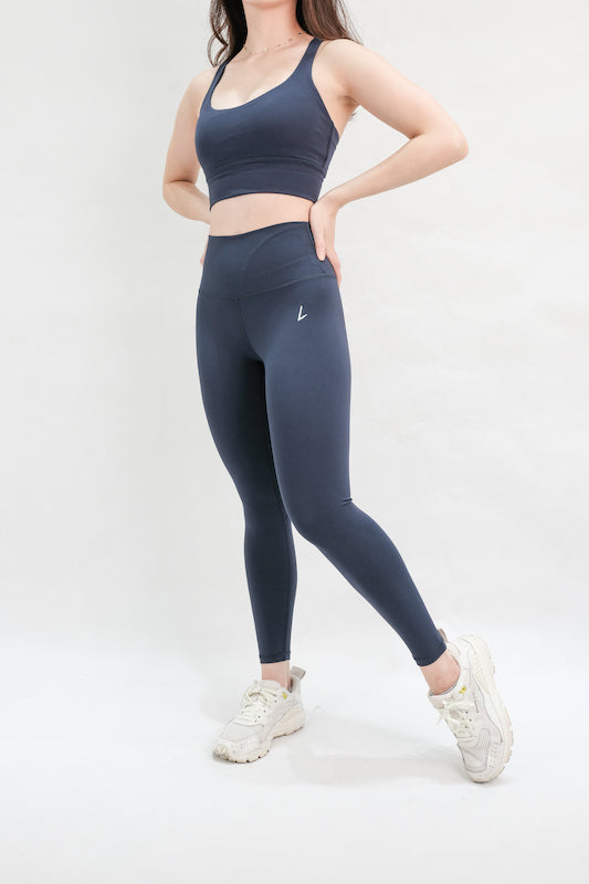 Demure Smooth Legging