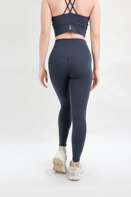 Demure Smooth Legging