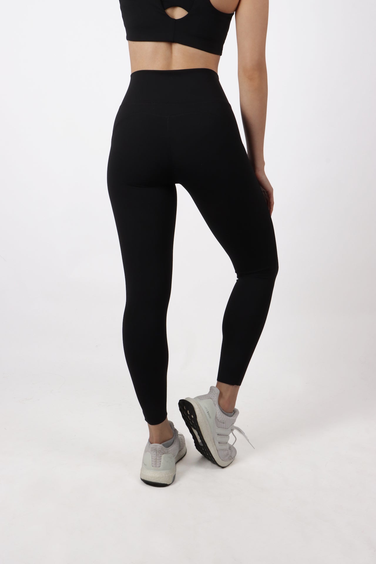 Thrive Contour Legging